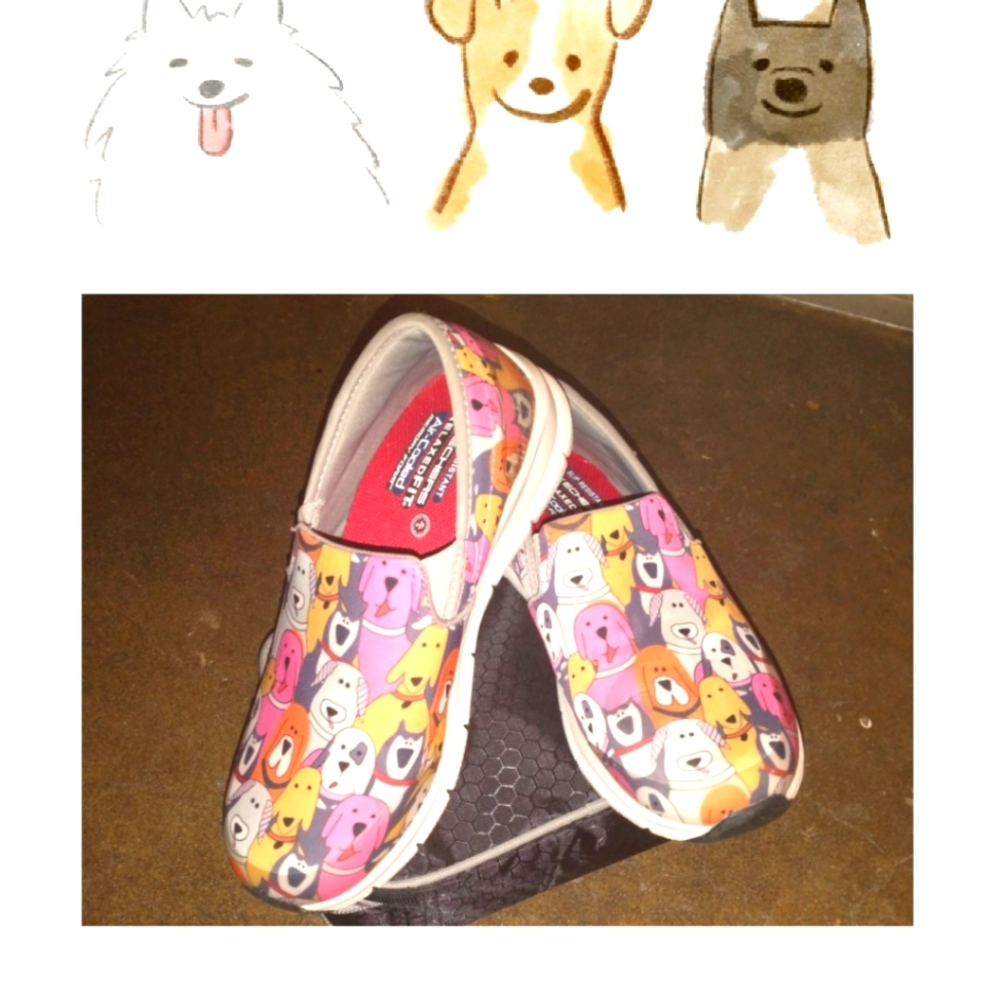 Doggone darling Skechers 9.5